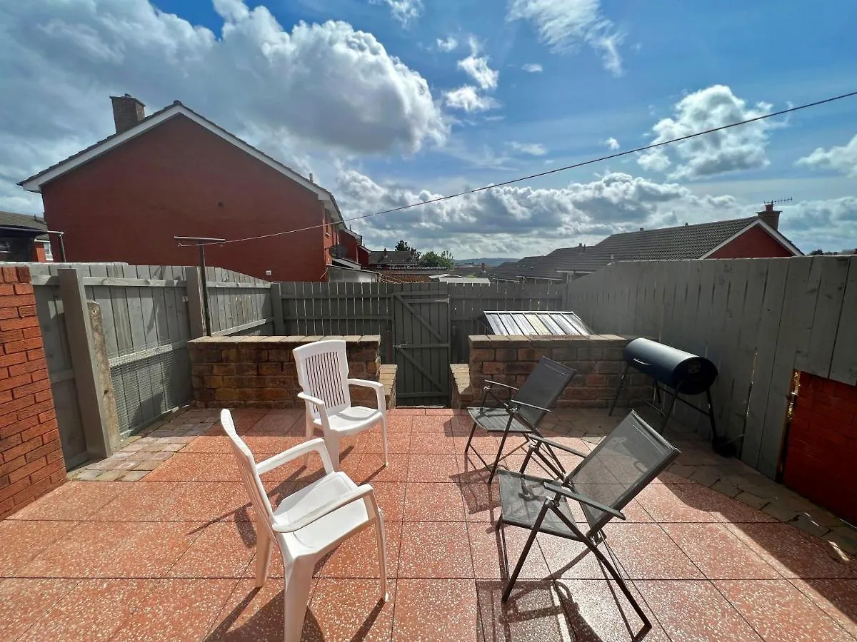 3 Bedroom House Near City Centre Belfast Holiday home
