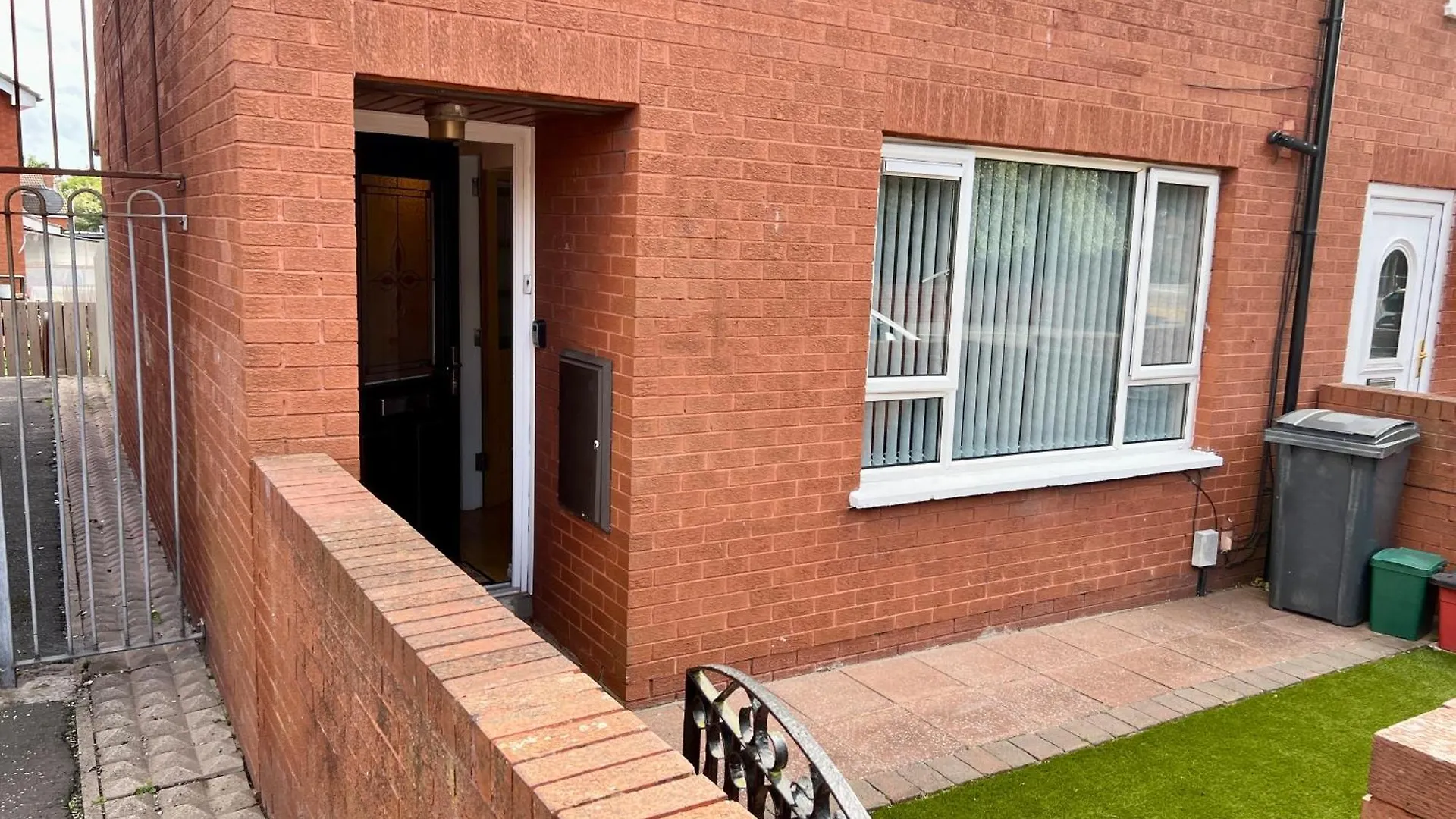 3 Bedroom House Near City Centre Belfast United Kingdom